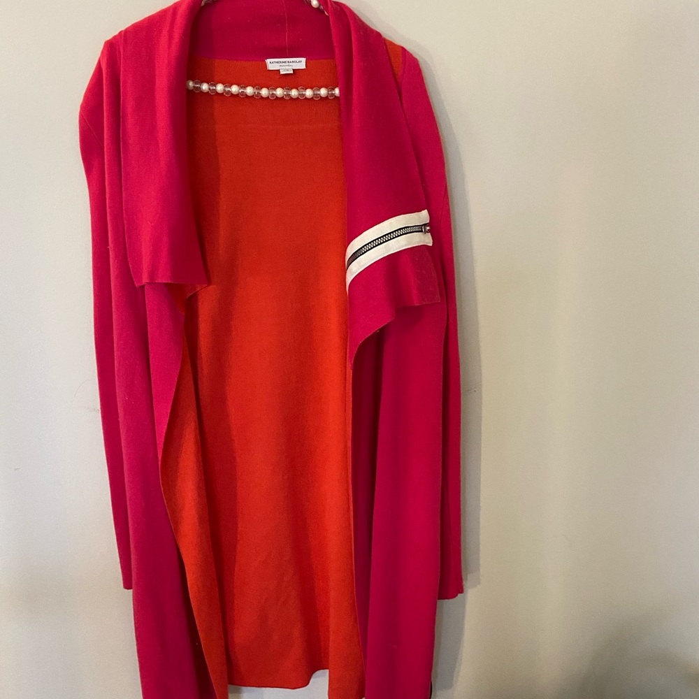Long cardi with stylish decorative zips